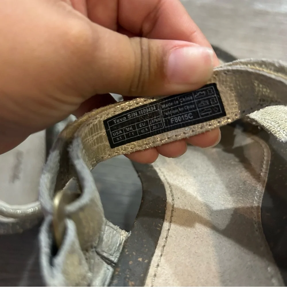 TEVA Ventura Leather Cork Wedge 2 Rialto Sandals Metallic